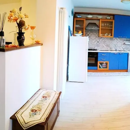 Casa Di Tatiana 別荘 カステル・デル・ピアーノ